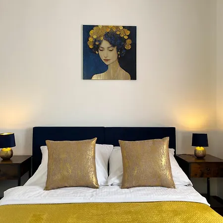 Apartment Mala Italia