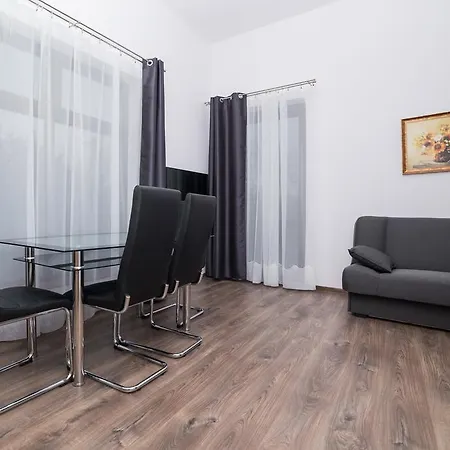 Apartment Mala Italia Wroclaw