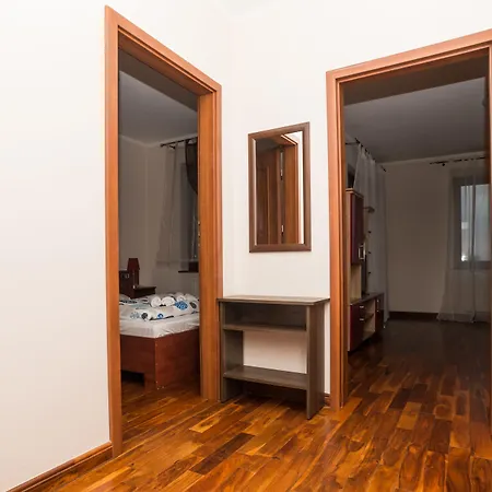 Apartment Mala Italia *